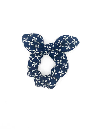 The Tay Bow Scrunchy - Navy Windmill