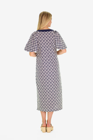 The Vila Caftan in Navy Basket