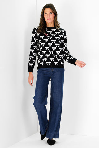 Bow Crew Neck Sweater in Black