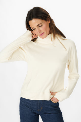 Bowen Sport Edition in Cream SuperSoft