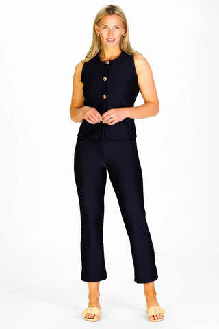Traveling Pant in Navy Scallops